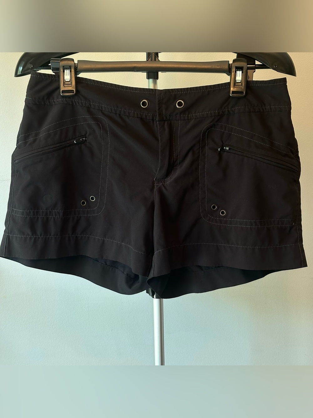 Athleta Black Performance Zip-Pocket Athletic Shorts